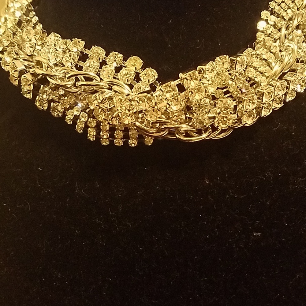 Diamond Twist necklace